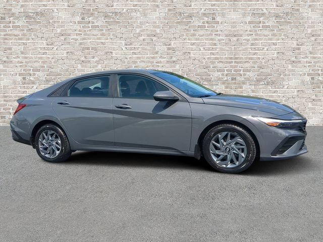 2024 Hyundai ELANTRA Hybrid Blue