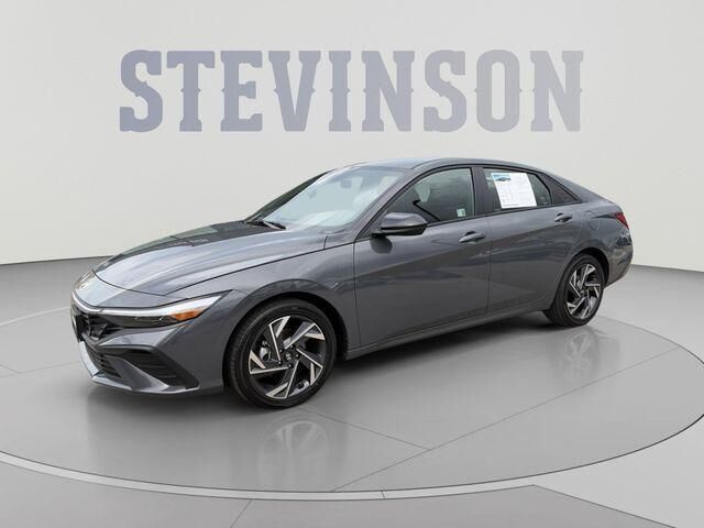 2025 Hyundai ELANTRA Hybrid SEL Sport — photo 1 of 1