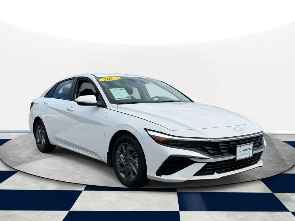 2025 Hyundai ELANTRA Hybrid Blue — photo 1 of 13