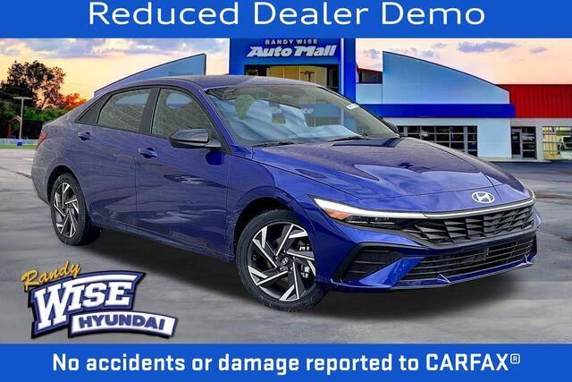 2025 Hyundai ELANTRA Hybrid SEL Sport — photo 1 of 13