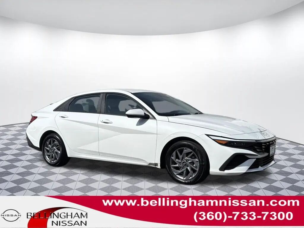 2025 Hyundai ELANTRA Hybrid Blue — photo 1 of 26