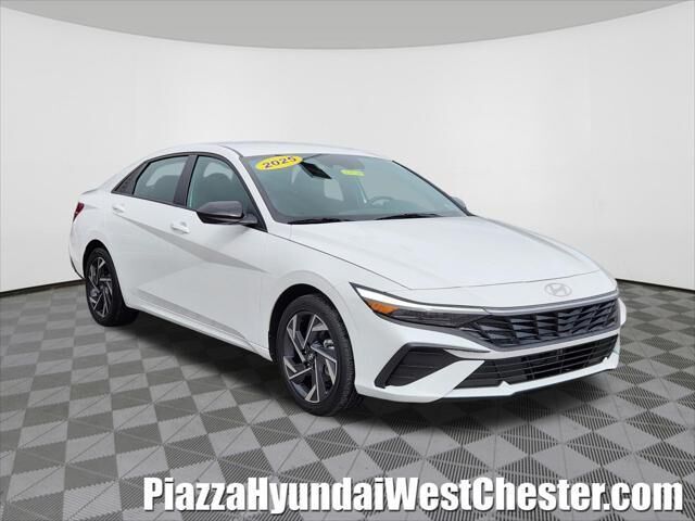 2025 Hyundai ELANTRA Hybrid SEL Sport — photo 1 of 13