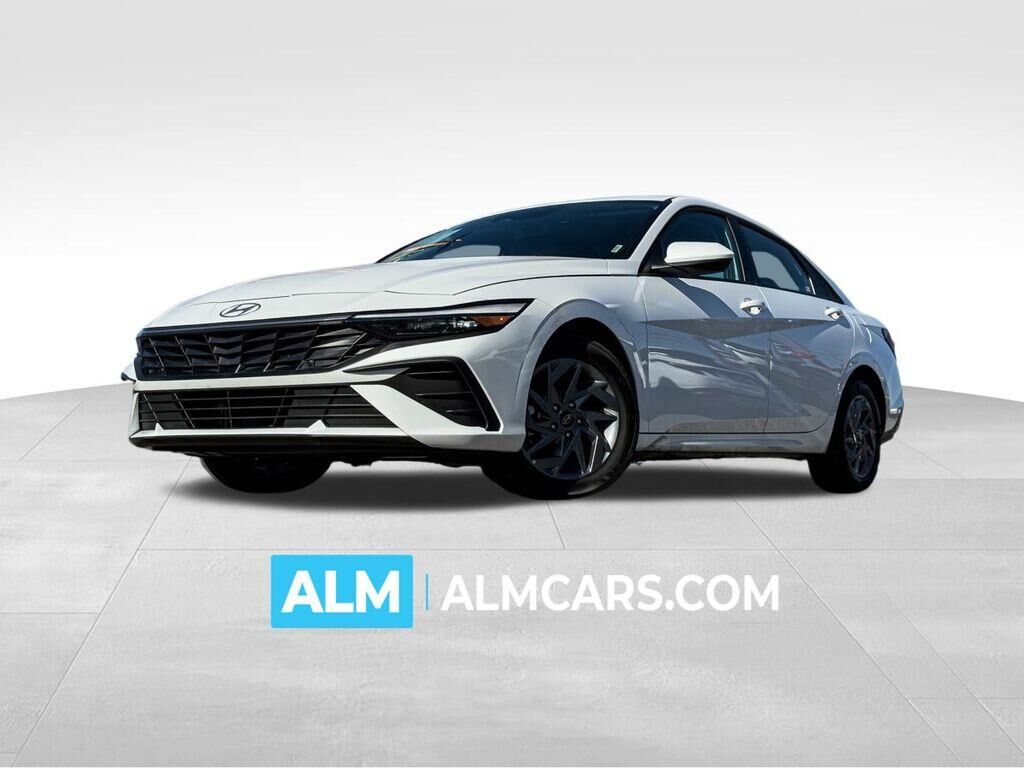 2026 Hyundai ELANTRA Hybrid Blue — photo 1 of 13
