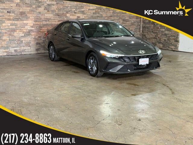 2026 Hyundai ELANTRA Hybrid Blue — photo 1 of 26