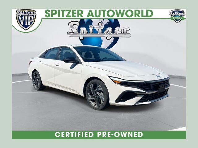 2025 Hyundai ELANTRA Hybrid Blue — photo 1 of 26