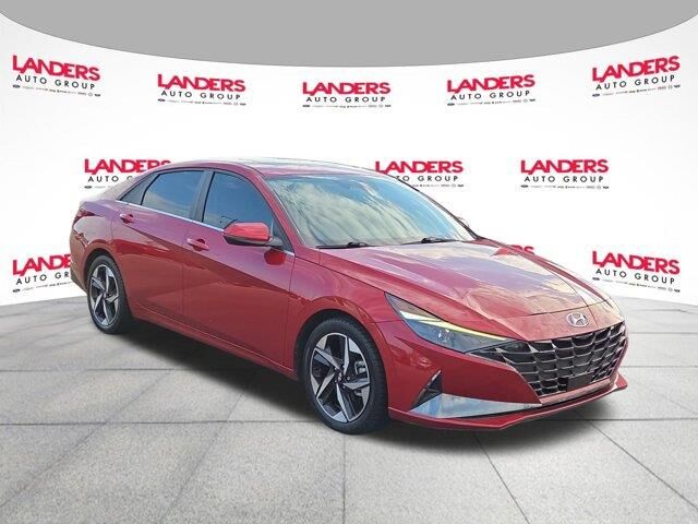2022 Hyundai ELANTRA SEL — photo 1 of 13