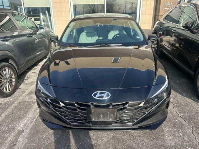 2023 Hyundai ELANTRA Hybrid Limited — photo 1 of 4