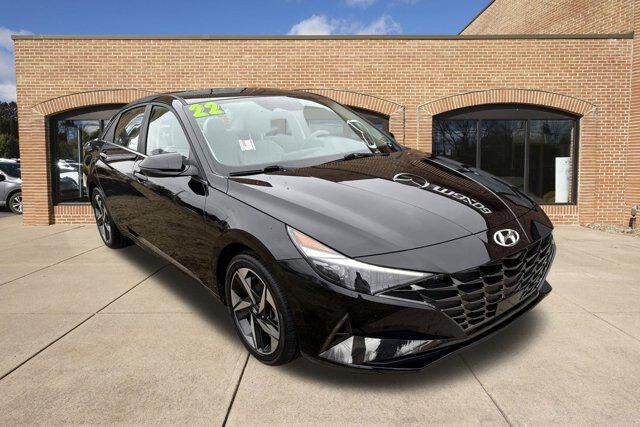 2022 Hyundai ELANTRA Hybrid Limited — photo 1 of 1