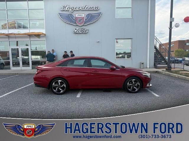 2023 Hyundai ELANTRA Hybrid Limited — photo 1 of 13