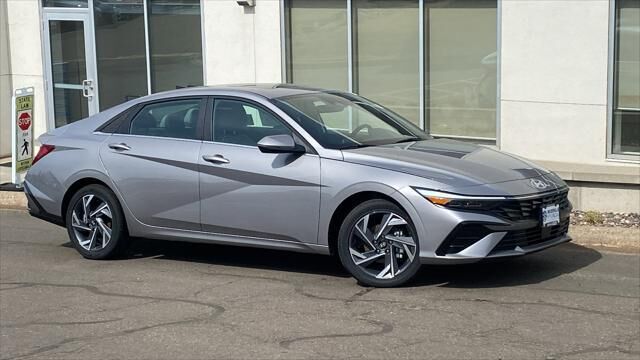 2026 Hyundai ELANTRA Hybrid Limited — photo 1 of 13