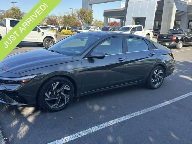 2024 Hyundai ELANTRA Hybrid Limited