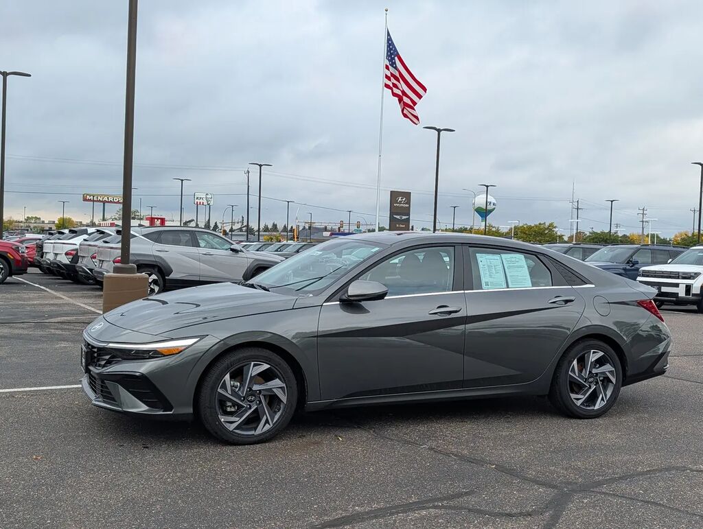 2026 Hyundai ELANTRA Hybrid Limited — photo 1 of 13