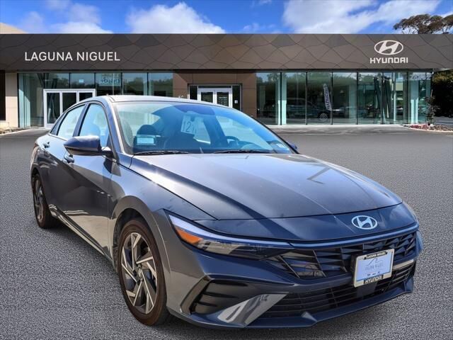 2024 Hyundai ELANTRA Hybrid Limited — photo 1 of 25