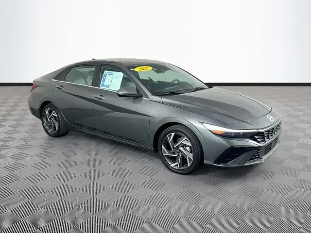 2025 Hyundai ELANTRA Hybrid Limited