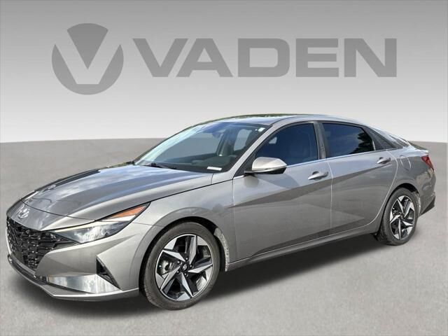 2023 Hyundai ELANTRA Limited — photo 1 of 13