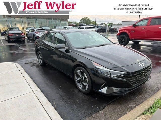 2023 Hyundai ELANTRA Limited