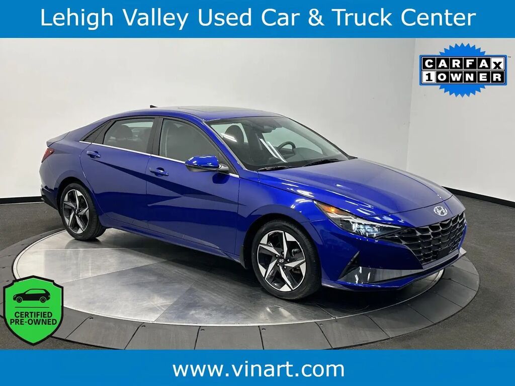 2023 Hyundai ELANTRA Limited — photo 1 of 13