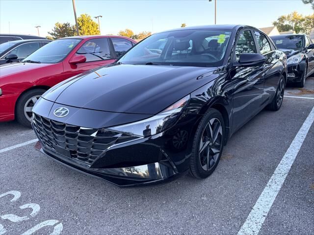 2023 Hyundai ELANTRA Limited