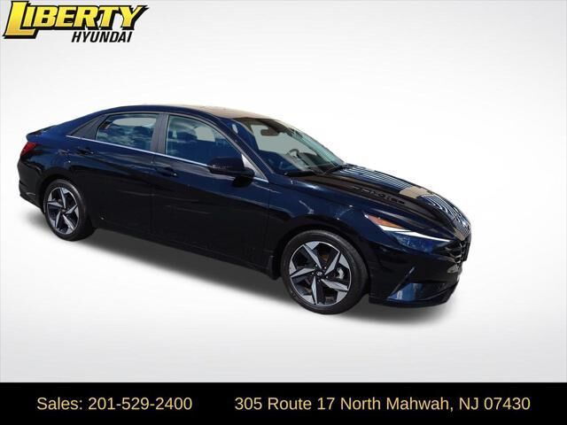 2023 Hyundai ELANTRA Limited