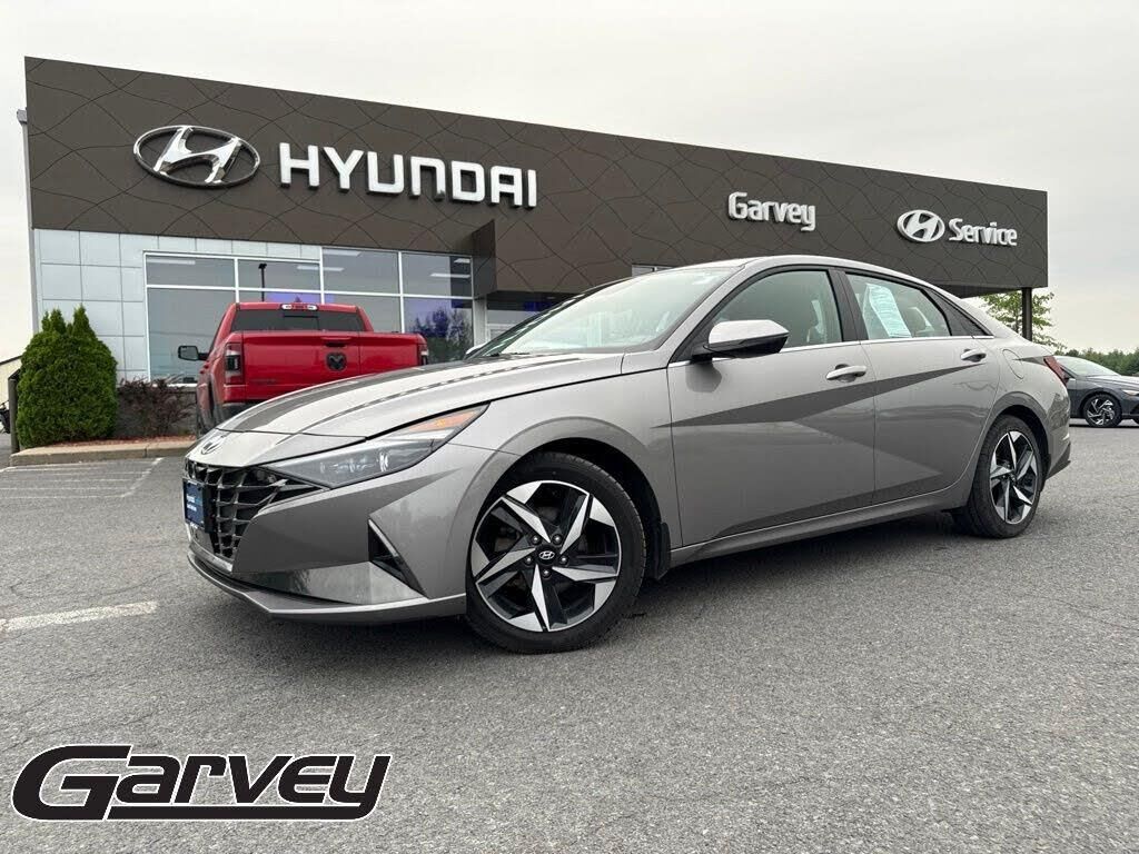 2023 Hyundai ELANTRA Limited — photo 1 of 15