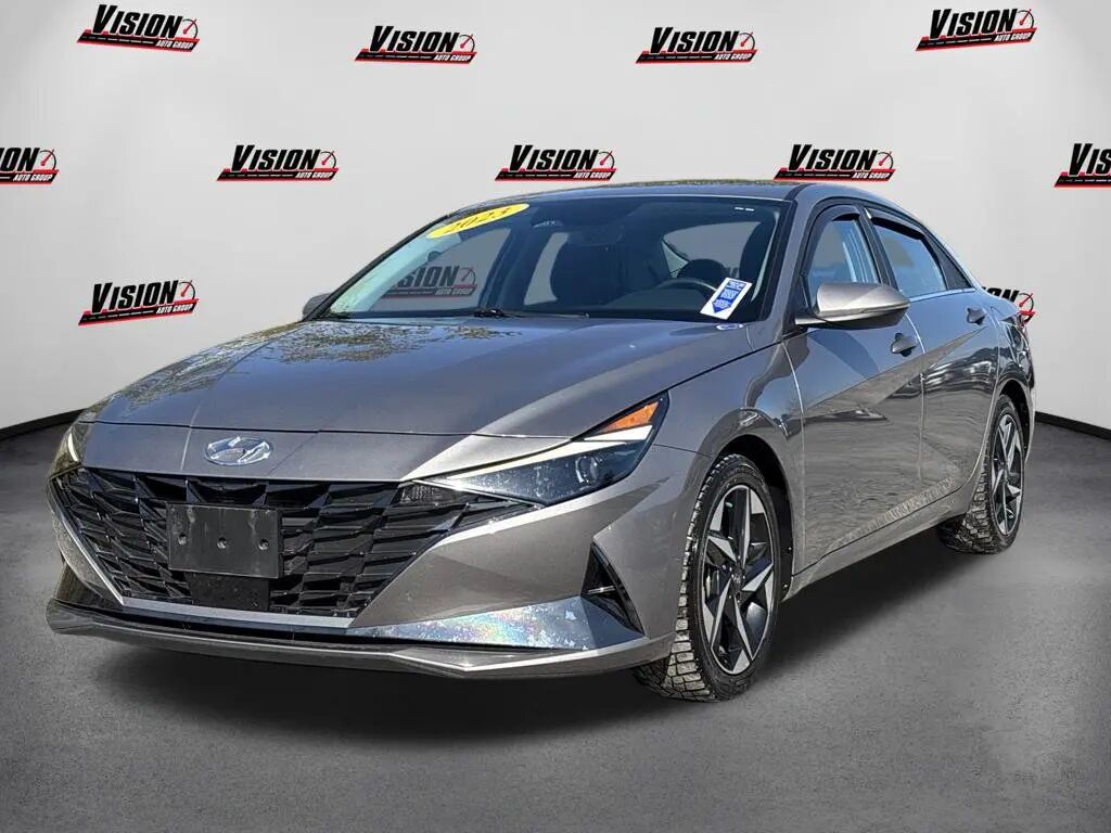 2023 Hyundai ELANTRA Limited — photo 1 of 13
