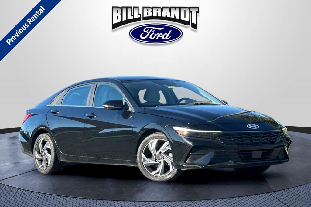2024 Hyundai ELANTRA Limited — photo 1 of 13