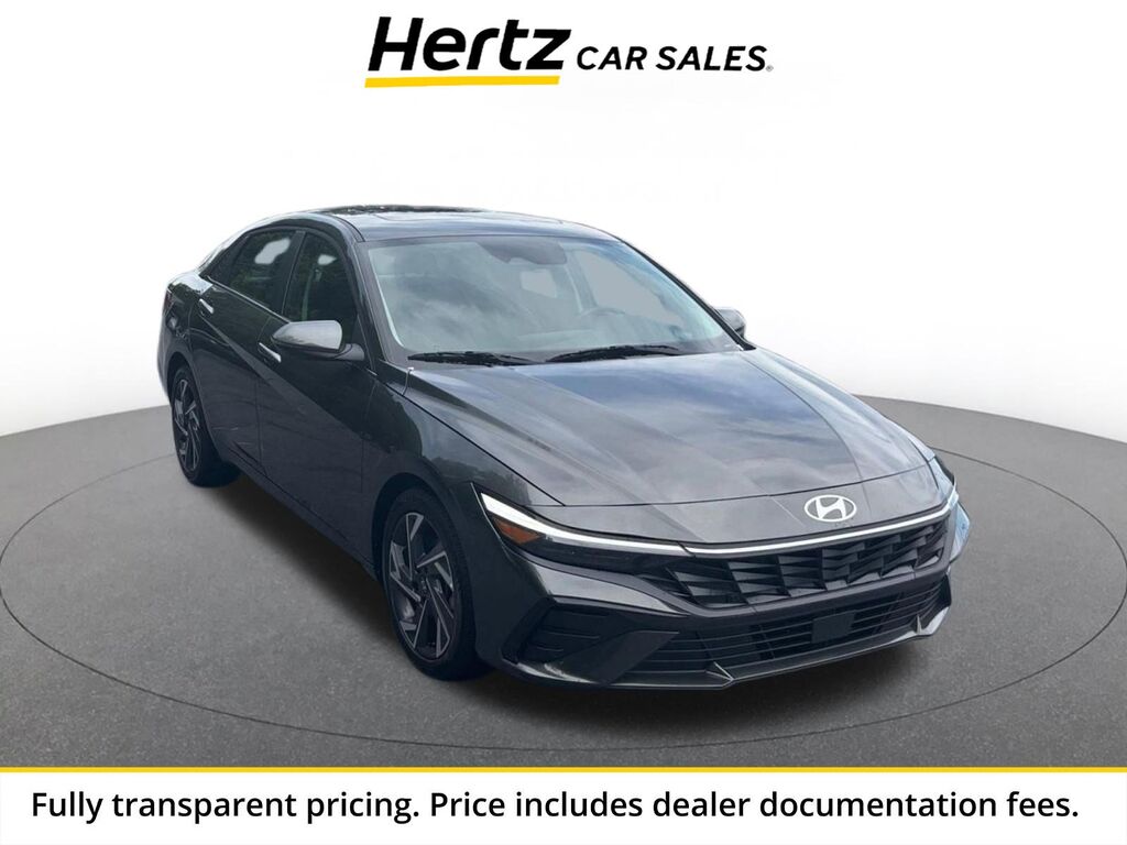 2025 Hyundai Elantra Limited — photo 1 of 13