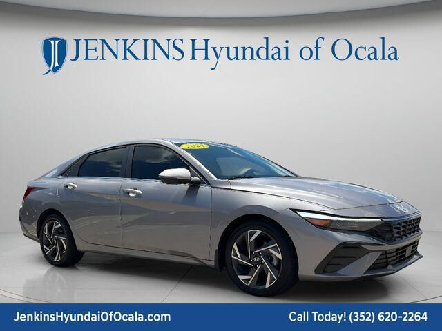 2024 Hyundai ELANTRA Limited — photo 1 of 25
