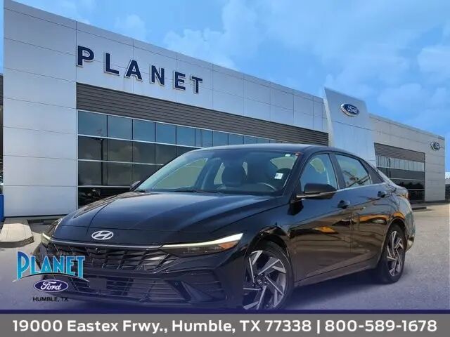 2024 Hyundai ELANTRA Limited