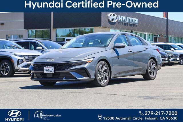 2025 Hyundai ELANTRA Limited — photo 1 of 23