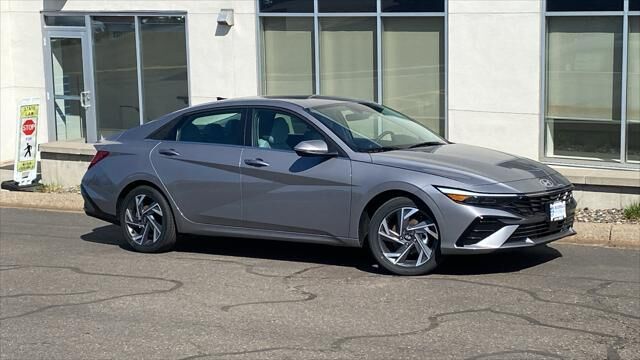 2026 Hyundai ELANTRA Limited — photo 1 of 13
