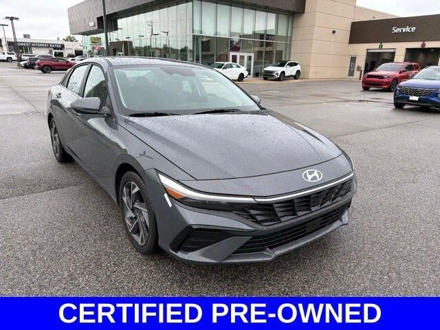 2026 Hyundai ELANTRA Limited — photo 1 of 33