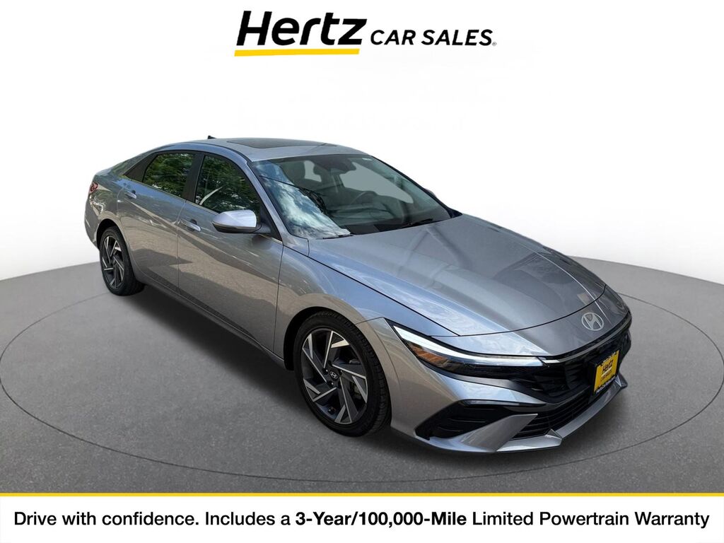 2025 Hyundai Elantra Limited — photo 1 of 11