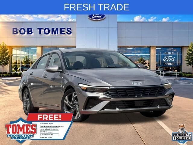 2025 Hyundai ELANTRA Limited