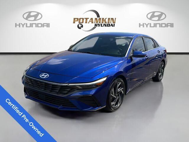 2025 Hyundai ELANTRA Limited