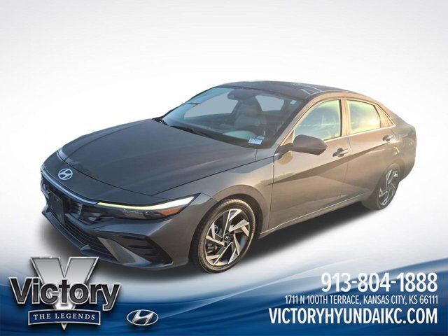 2024 Hyundai Elantra Limited — photo 1 of 1