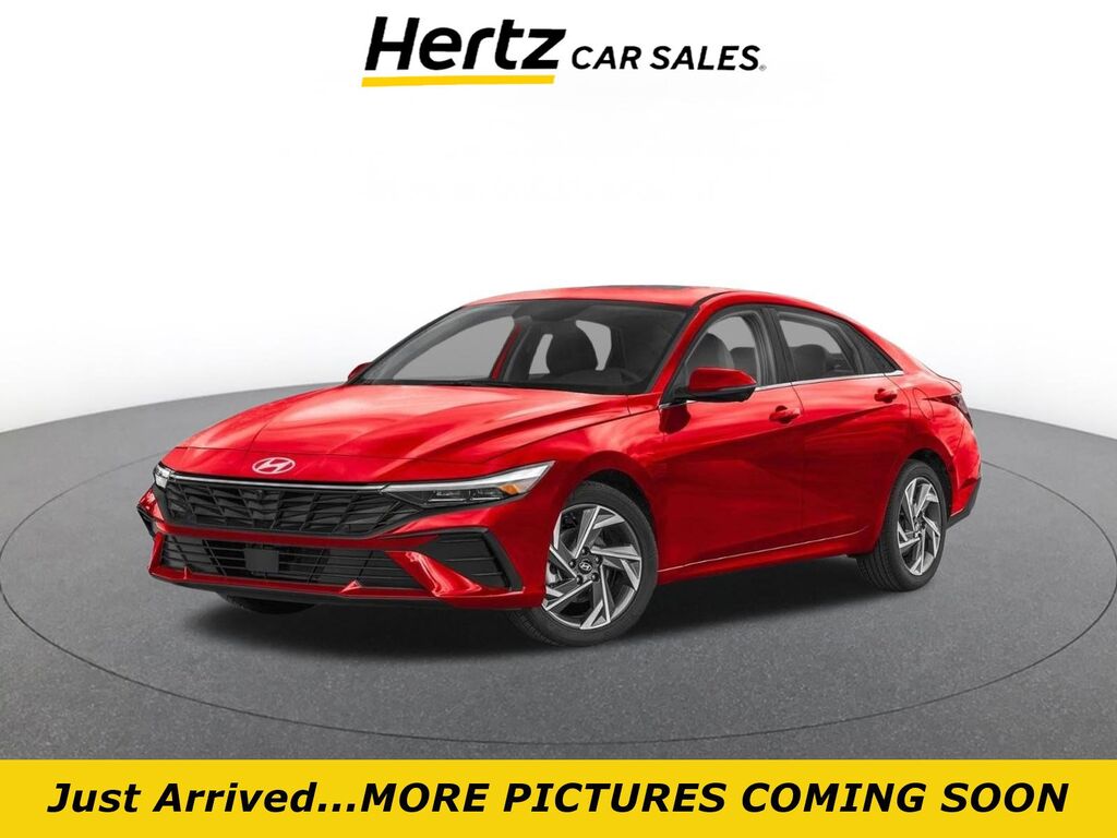2025 Hyundai Elantra Limited — photo 1 of 15