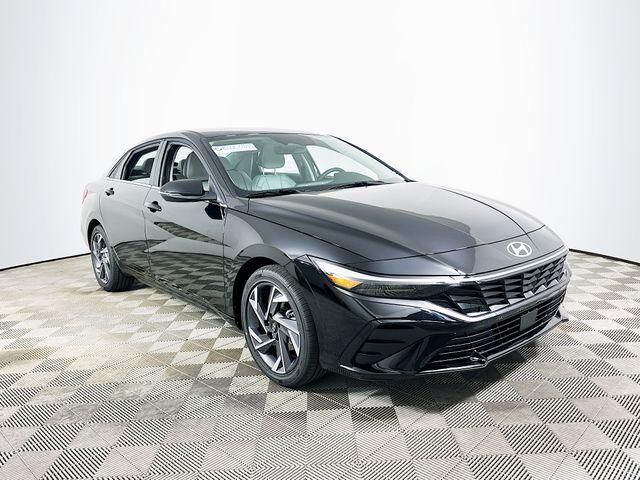 2026 Hyundai ELANTRA Limited — photo 1 of 13