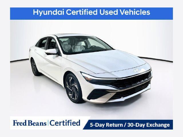 2024 Hyundai ELANTRA Limited