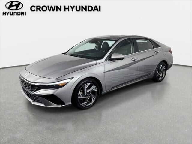 2024 Hyundai ELANTRA Limited — photo 1 of 13