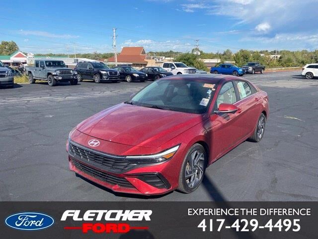 2024 Hyundai ELANTRA Limited
