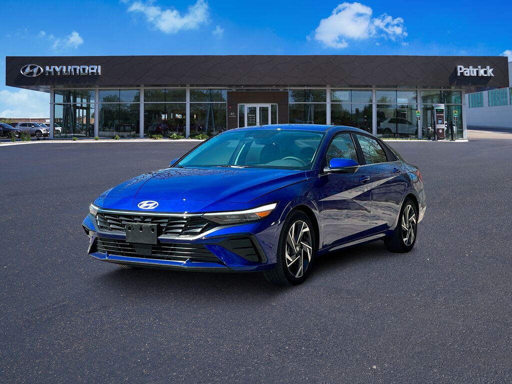 2024 Hyundai ELANTRA Limited — photo 1 of 15