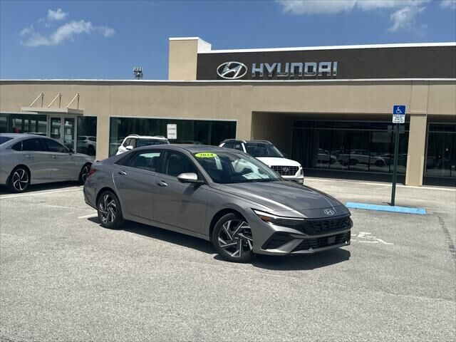 2024 Hyundai ELANTRA Limited