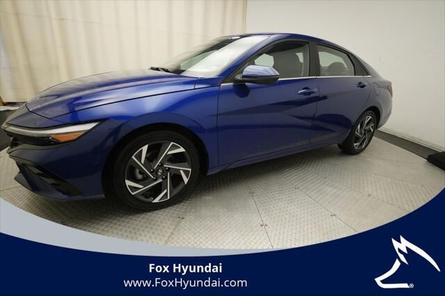 2024 Hyundai ELANTRA Limited — photo 1 of 25