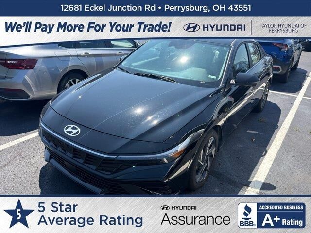 2024 Hyundai ELANTRA Limited — photo 1 of 5