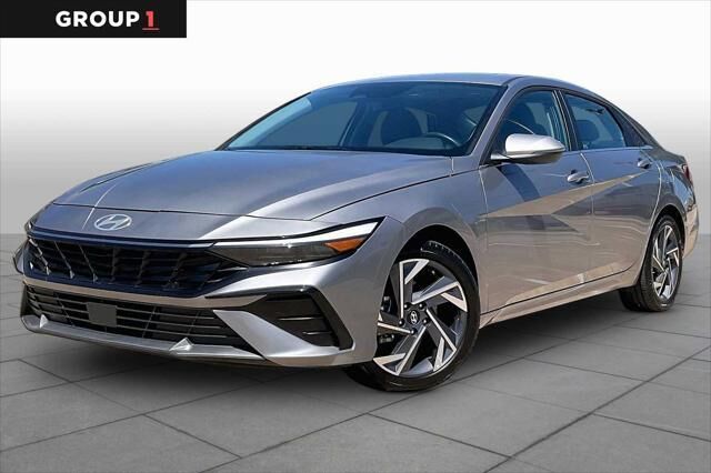 2025 Hyundai ELANTRA Limited — photo 1 of 19