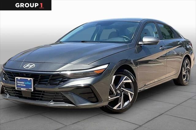 2024 Hyundai ELANTRA Limited — photo 1 of 5