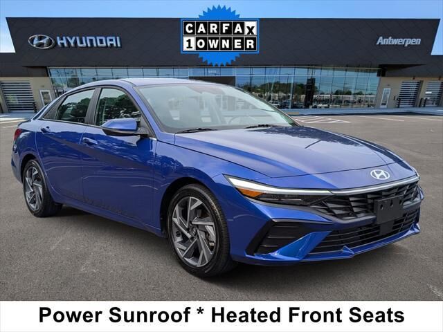 2025 Hyundai ELANTRA Limited