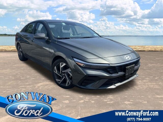 2025 Hyundai ELANTRA Limited