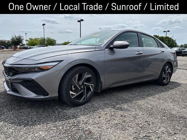 2025 Hyundai ELANTRA Limited — photo 1 of 26